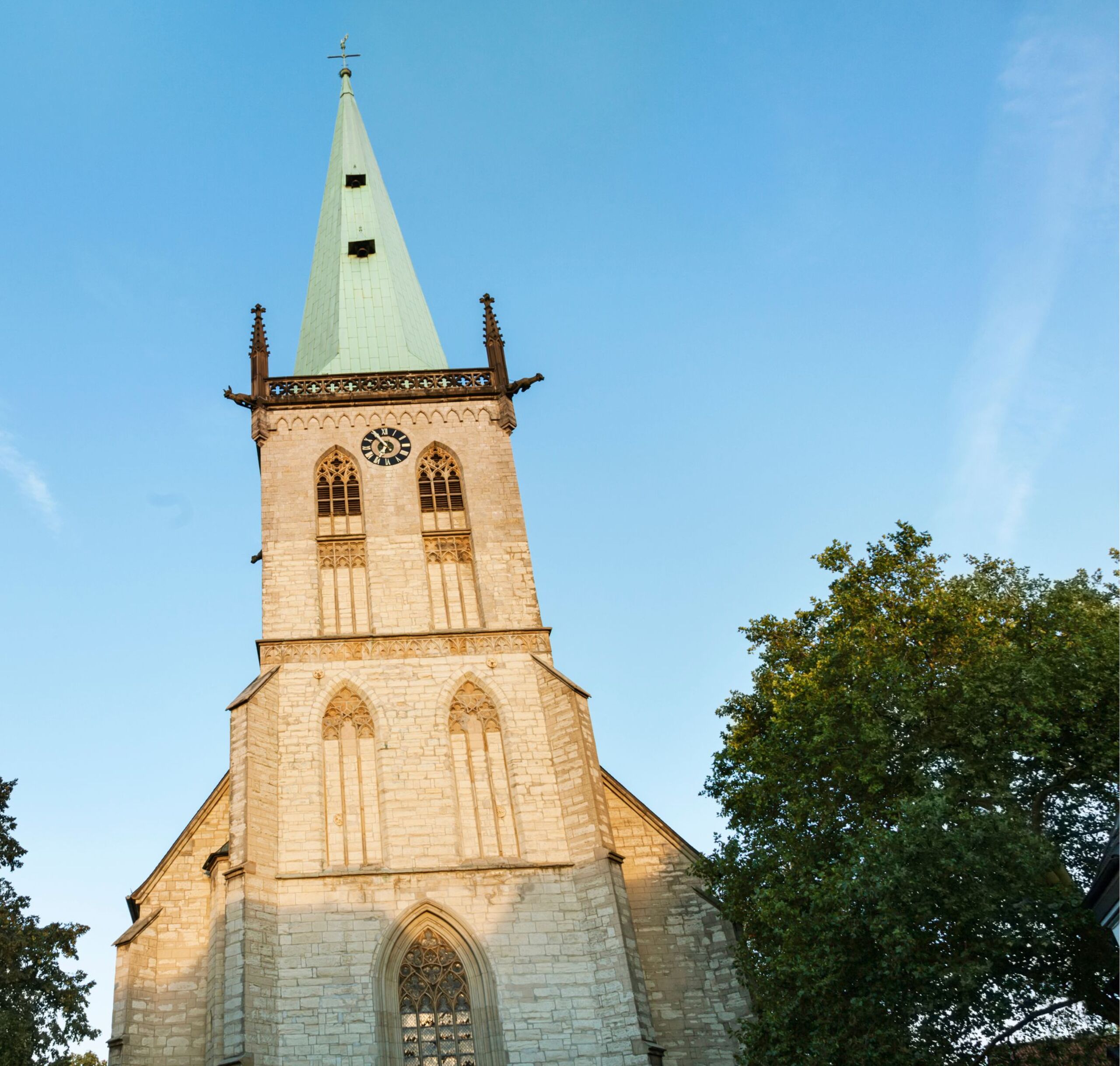 Unna Kirche Bäume Himmel